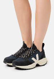 Check spelling or type a new query. Veja Venturi Sneaker Low Nautico Pierre Black Dunkelblau Zalando De