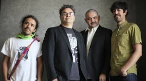 A finales de los 80 café tacuba tenía lo necesario para hacer sonar un buen rock con potencia y libertad, basado en una composición musical tan folclórica. Cafe Tacuba Biografia Discos Y Canciones