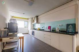 Kitchen base cabinets are essential to store your food, spices and other utensils. Ang Mo Kio Ave 4 4 Room Hdb Kitchen Style Kitchen Design Pictures Farmhouse Kitchen Table Sets