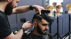 Cara membuat model rambut anak anak dengan model sama dengan gaya rambut dewasa,di dalam tutorial ini saya akan. Jadikan Rumah Sebagai Barber Ini Cara Gunting Rambut Lelaki Di Rumah Murai My