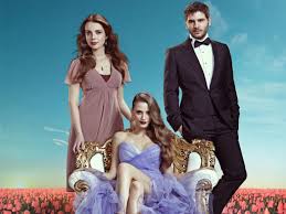 Arayi ben bozmadim tolgahan sayışman'la sette mi tanıştınız? Bild Zu Selen Soyder Bild Selen Soyder Serenay Sarikaya Tolgahan Sayisman Filmstarts De
