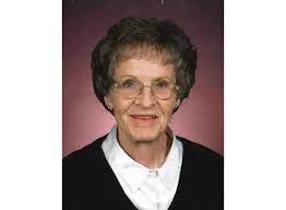 Amy Loren's Instagram, Twitter & Facebook