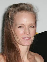 Suzy Amis