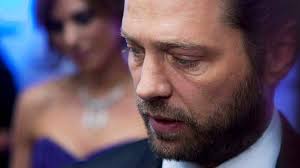 Call Me Fitz, Flashpoint gun for more Geminis