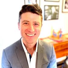 I joined HSS in 2011 as a volunteer in the Service Excellence department as  I was finishing my nursing degree at NYU.