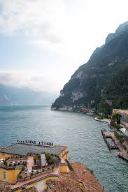 Ich will am gadersee auf kapitale karpfen angeln.! Tipps Fur Ein Langes Wochenende Am Gardasee Riva Del Garda Und Torbole Feed Me Up Before You Go Go