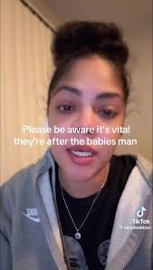 Yall so a 15 year old girl was talking to a 15 year old boy and he  convinced her to ran away but yall it's more to the story 😰 #CheckComments