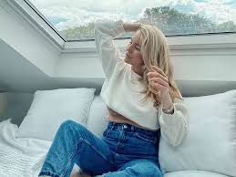 Lydia Bright gets candid about her post-partum boobs and why shes proud of  stretch marks - The Mirror