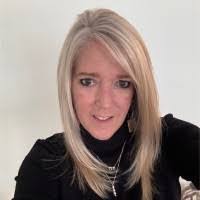 Dana Downing's Instagram, Twitter & Facebook