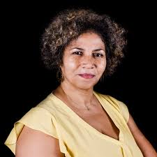 Conoce a los miembros del COMITÉ DE AGENDA de la LI Conferencia Acuril 2022  Curaçao. Les presentamos a: ¡Elizabeth Pierre-Louis! "Soy el Secretaria  Ejecutiva de #ACURIL y Ex Presidenta 2015-2016. Me apasionan