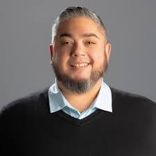 Daniel Aponte's Instagram, Twitter & Facebook