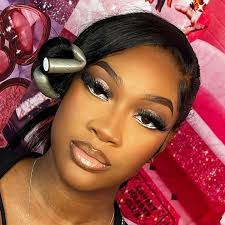 Bey Beautiful Makeup added a new photo.