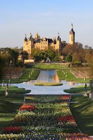 Schwerin Castle Germany Amazing Places Beautiful Castles Germany Castles Beautiful Places