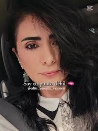 Yesenia Chicas's Instagram, Twitter & Facebook