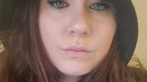 Robyn Fuller's Instagram, Twitter & Facebook