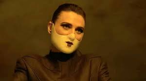 Le Continental : découvrez à quoi ressemble réellement l'actrice qui se  cache derrière le masque dans la série John Wick (PHOTO)