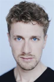 KEVIN ABGRALL- Fiche Artiste