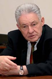 POLITIK IST DAS BOHREN HARTER BRETTER“