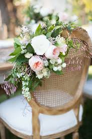 Blumenschmuck Zur Hochzeit Ideen Fur Verbluffende Dekore Dekor Hochzeit Hochzeitsdekoration Hochzeitsblumen