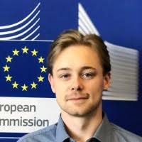 500+ "Soderling" profiles