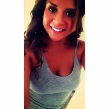 Michaela Gordon (@michaelaax33)