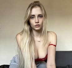 Toutes les tendances porno julia - The Pornator