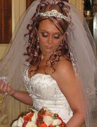 Curly Wedding Hairstyles With Tiara And Veil Wedding Hairstyles With Tiara Beautif Wedding Hairstyles With Veil Wedding Hair Half Trendy Wedding Hairstyles