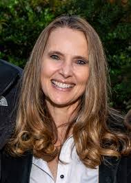 Katherine Smith's Instagram, Twitter & Facebook