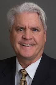 Kelly Miles's Instagram, Twitter & Facebook