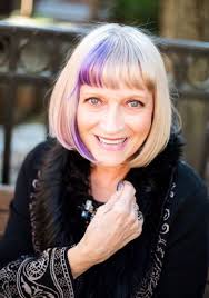 A Quick 5' with Conni Ross, Director of 'Calendar Girls' at Silhouette  Stages