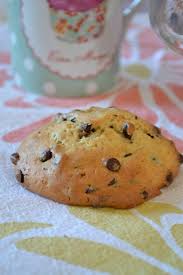 Cookies Aux Pepites De Chocolat Et A La Creme Fraiche Hum Ca Sent Bon Cookies Pepite Chocolat Cookies Recette Pepite Chocolat