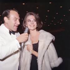 Natalie Wood On Instagram One Of The Most Eagerly Awaited Films Of All Time Was Cleopatra When This Film Had Its H Natalie Wood Actress Christina Premiere