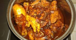 1 kg daging, potong dadu ukuran sedang 2 ruas jari jahe geprek 1 ruas jari lengkuas geprek 3 lbr daun salam 1 buah sereh ikat lalu geprek 5 buah potong cengkih 1 ruas jari kayu manis kecap manis secukupnya air secukupnya garam secukupnya. 36 Resep Semur Ayam Khas Betawi Enak Dan Sederhana Ala Rumahan Cookpad