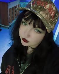 𝚊𝚟𝚎𝚛𝚢 𝚕𝚊𝚞𝚛𝚎𝚗