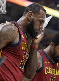The injury to james's eye is what's known as a subconjunctival hemorrhage. Pacers Even Series Force Game 7 By Blowing Out Cavs 121 87 Taiwan News 2018 04 28
