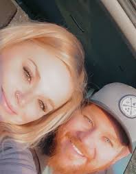 Alexis Jackson and Dylan Broyles's Wedding Website