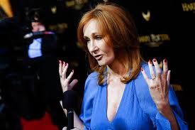 J.K. Rowling is silenced after transgender comments against Imane Khelif  landed her a massive lawsuit | Marca
