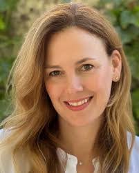 Helen Star's Instagram, Twitter & Facebook