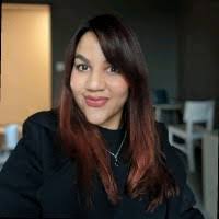 Amber Vail's Instagram, Twitter & Facebook