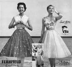 A Traditional 1950 1960 S Fit Fashion Vintage Fashion 1955 Fashion