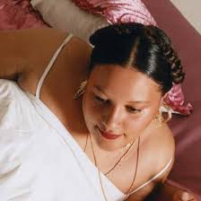 Babeheaven's “Human Nature” Plays at the Chasm between the Faces We Show  the World and the Voices Narrating from Within