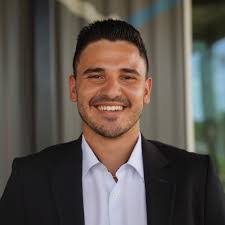 Daniel Whitener's Instagram, Twitter & Facebook