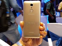 Panasonic Eluga Arc Photo Gallery