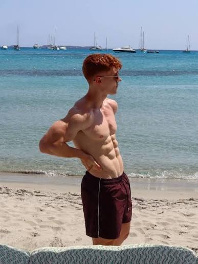 From 19 ➡️ 22 #gymtransformation #gymrat #gymmotivation
