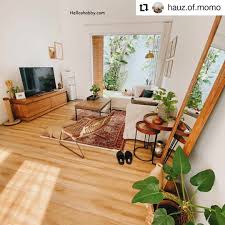 Berbeda dengan lantai vinyl, lantai keramik cenderung lebih statis. 6 Desain Lantai Kayu Minimalis Cocok Sebagai Pengganti Keramik Helloshabby Com Interior And Exterior Solutions