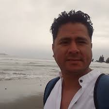 WOW !!! Jajajaj ve a @brothers_gaddor en Instagram!!! Ya tienen disponible  una almohada de la gringa loca jejejeje esa no más es una captura, de su  Instagram! Mi Instagram es @ kylie.n.king !!