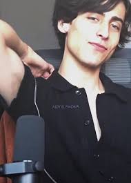omg EL BRAZOO #aidangallagher #aidangallagherofficial #fivehargreeves #fyp