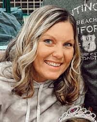 Linda Rathburn's Instagram, Twitter & Facebook