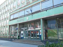 Ako spr vne spravi prezent ciu? Fakulta Managementu Univerzity Komenskeho V Bratislave Wikipedia