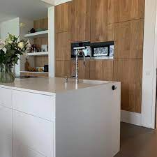 sijmen interieur op instagram deze prachtige keukenwand is tussen bestaande nissen geplaatst een keuken ontwerp hedendaagse keuken ontwerp keuken kastenwand